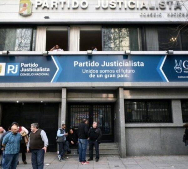 Pensamiento crítico y compromiso | El PJ lanzó…
