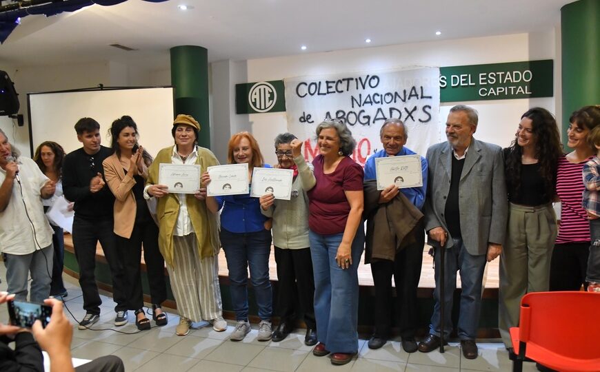 Abogados querellantes denuncian el avance negacionista del gobierno y el silencio de la Corte | Un encuentro para reafirmar el Nunca Más