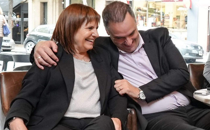 Patricia Bullrich termina su conversión y se afilia a La Libertad Avanza | Es la séptima identidad política que asume en su carrera