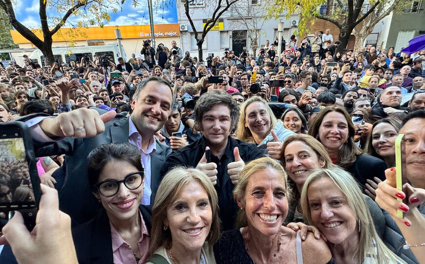 Javier Milei protagoniza la campaña porteña para enfrentar a Mauricio Macri | Nuevos dardos por Ficha Limpia