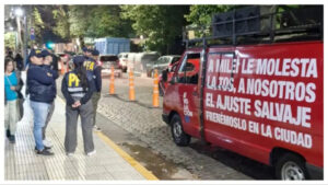 Detuvieron a siete militantes radicales que hacían campaña…