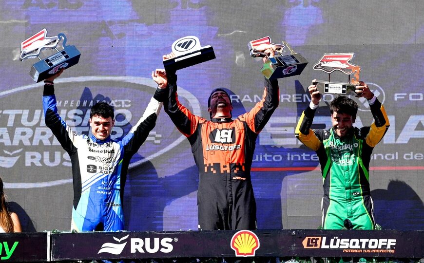 Tres líderes en la última vuelta hasta que se impuso Mauricio Lambiris | Carrerón del TC en Termas de Río Hondo