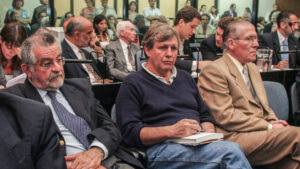 Crecen los rechazos por el traslado de Astiz…