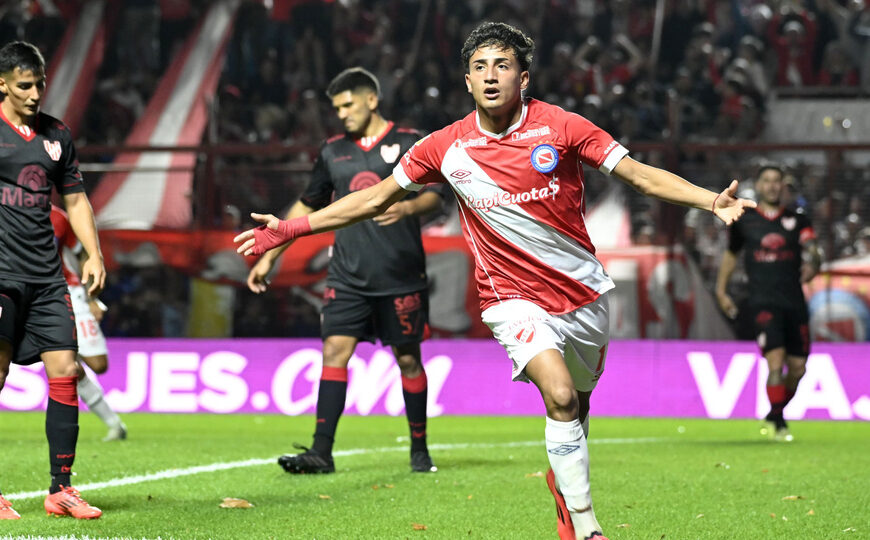Liga Profesional: Argentinos hizo los deberes, eliminó a Instituto y se ilusiona con el título | El Bicho venció 3-1 a la Gloria y ahora jugará ante San Lorenzo