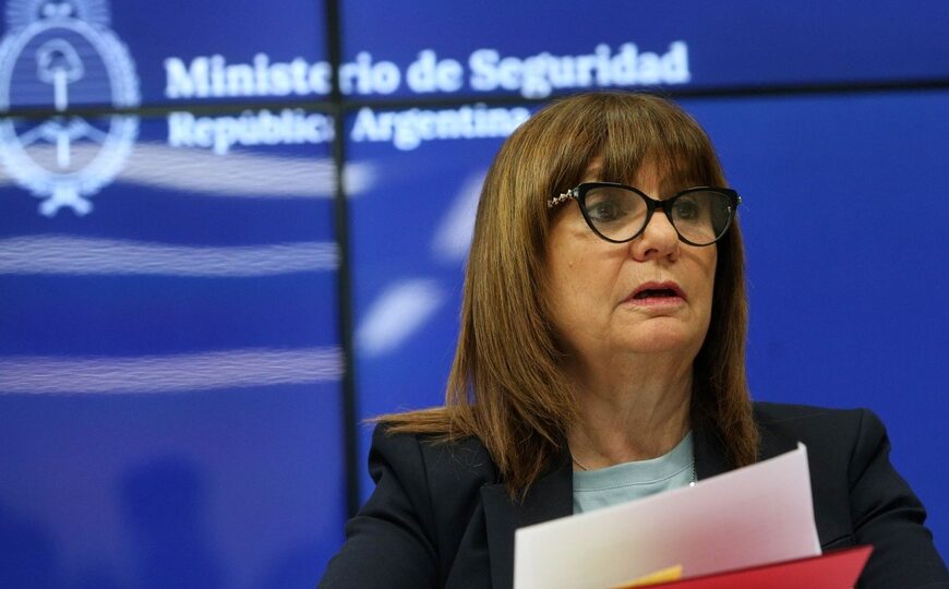 Piden que Bullrich vaya al Congreso a explicar el traslado de Astiz a una cárcel VIP