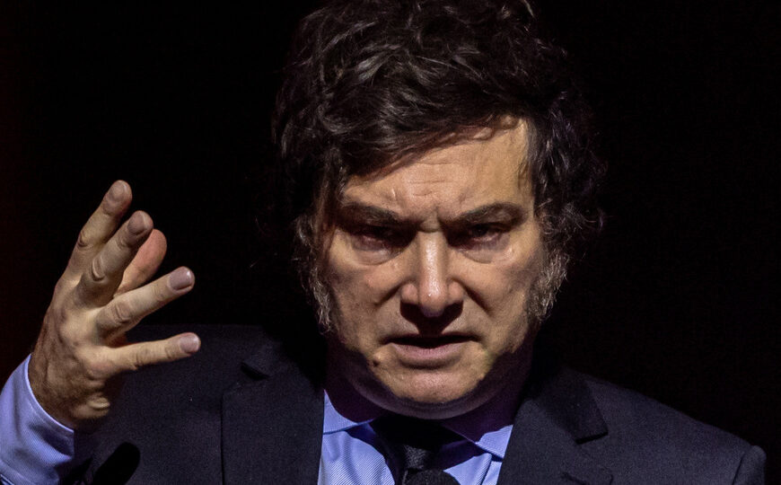 Javier Milei canceló su viaje Roma para respaldar a Manuel Adorni | Desplante al papa León XIV
