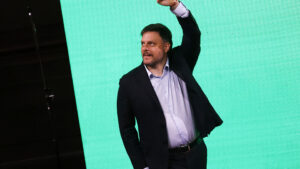 Leandro Santoro cerró su campaña: “Vamos a ponerles un…