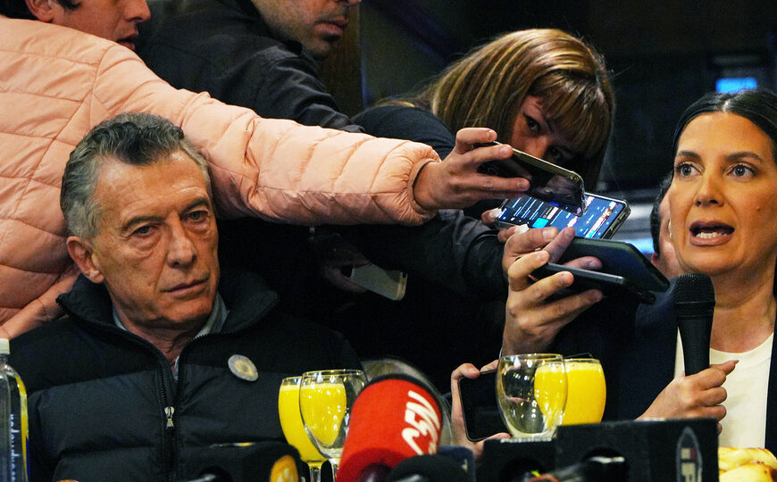 Macri armó las valijas y dejó atrás el desbande del PRO | El expresidente se fue de gira por Europa y Medio Oriente en su peor hora política