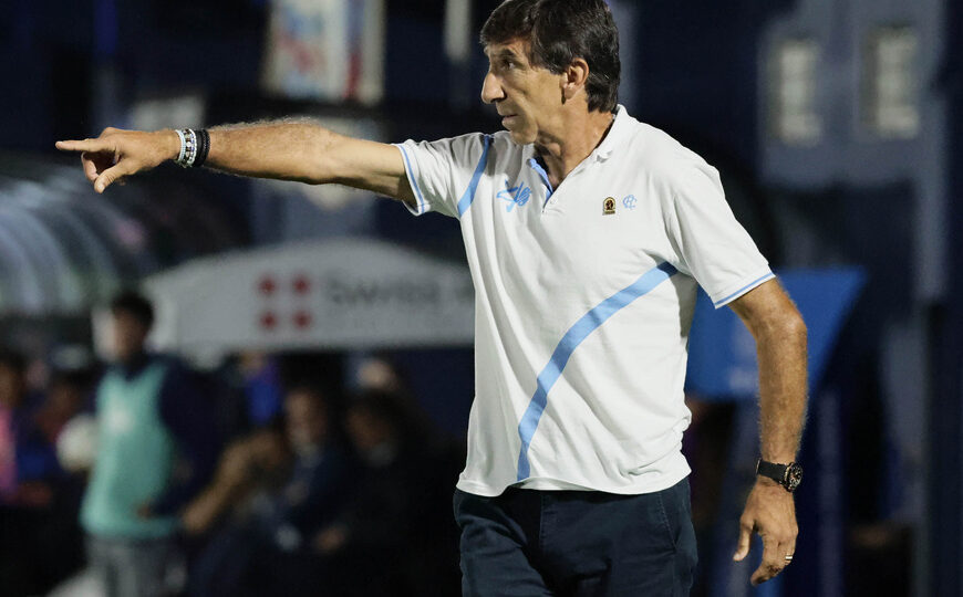 Racing quiere tres refuerzos para soñar con la Copa Libertadores | Las claves del entrenador Costas 