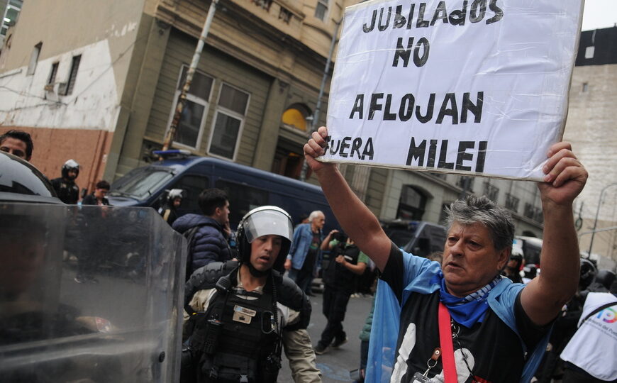 Los jubilados se vuelven a movilizar frente al Congreso