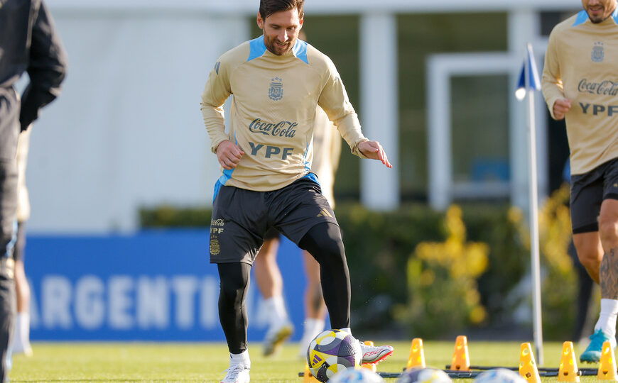 Con Messi en duda y varios reemplazos, Argentina visita a Chile | Eliminatorias Sudamericanas