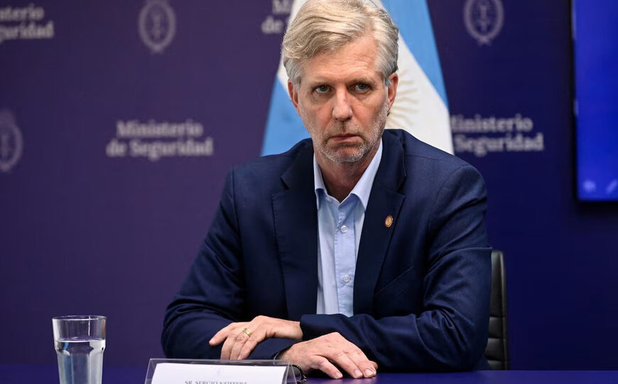 Citan al jefe de la SIDE para dar explicaciones sobre el plan de inteligencia | No está definido qué día irá al Congreso