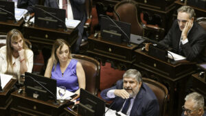 Para que los funcionarios comiencen a traer sus…