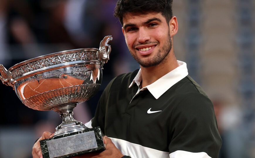 Carlos Alcaraz, campeón de Roland Garros tras una final histórica | Llegó a estar triple match point abajo ante Jannik Sinner