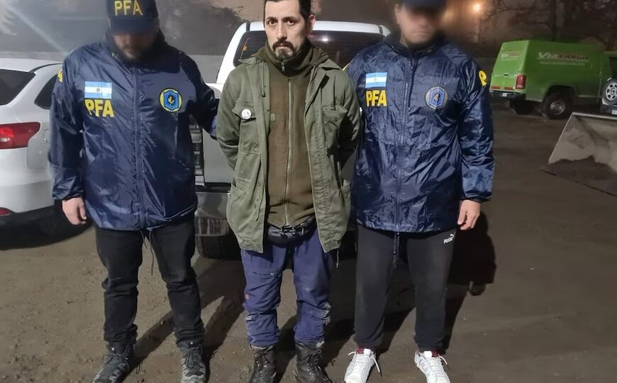 Jones Huala, otra vez detenido: “No lo van a dejar en paz, para Bullrich es un negocio político” | La defensa del lonko de Cushamen afirma que está “preso por sus convicciones”