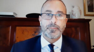 El juez Gorinipostergó su licencia y será quien…