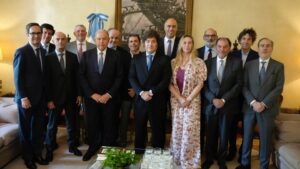 Milei se reunió con empresarios en España |…
