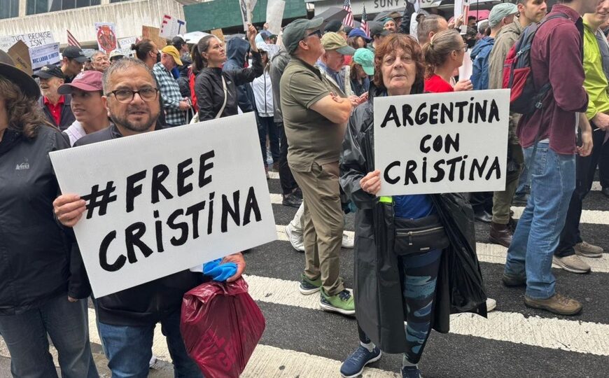 La consigna Cristina Libre se multiplica alrededor del mundo | Contra la proscripción