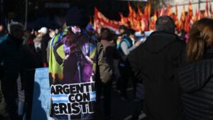 La izquierda movilizó a Plaza de Mayo y…