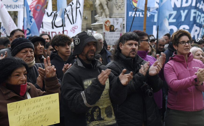 Rosario se volcó a las calles por Cristina | Gran manifestación en la Plaza 25 de Mayo y cortes en la ciudad
