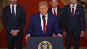 Trump anunció que Estados Unidos bombardéo Irán |…