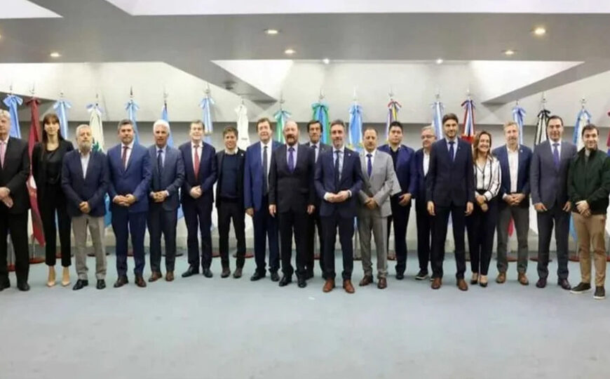 Los gobernadores vuelven a reunirse para llevar sus reclamos al gobierno de Milei | Impuestos, coparticipación y ATNs