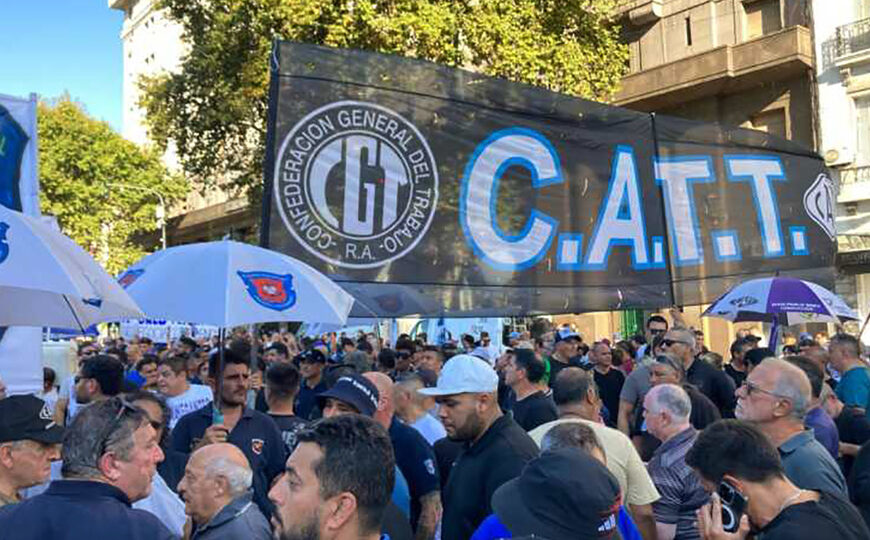 Gremios, organizaciones sociales y estudiantes unificarán reclamos contra el Gobierno | Marcha al despacho de Federico Sturzenegger 