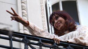 Cristina Kirchner advierte que el país debe apoyar…