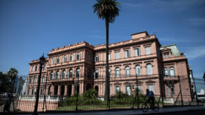 Día del Empleado Público: la Justicia revirtió la…