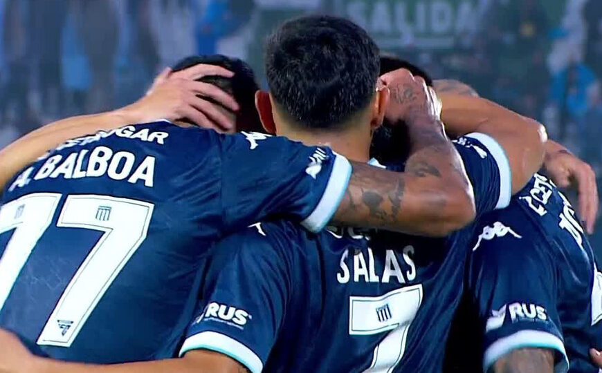 Racing se floreó en Paraguay en un amistoso contra Olimpia | En medio del conflicto por la posible salida de Salas a River