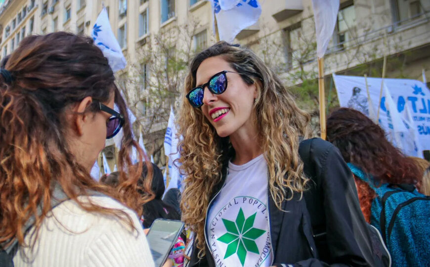 “Es de una gravedad institucional alarmante” | Denuncian ensañamiento judicial contra Alexia Abaigar, la funcionaria imputada por tirar excremento en la casa de Espert