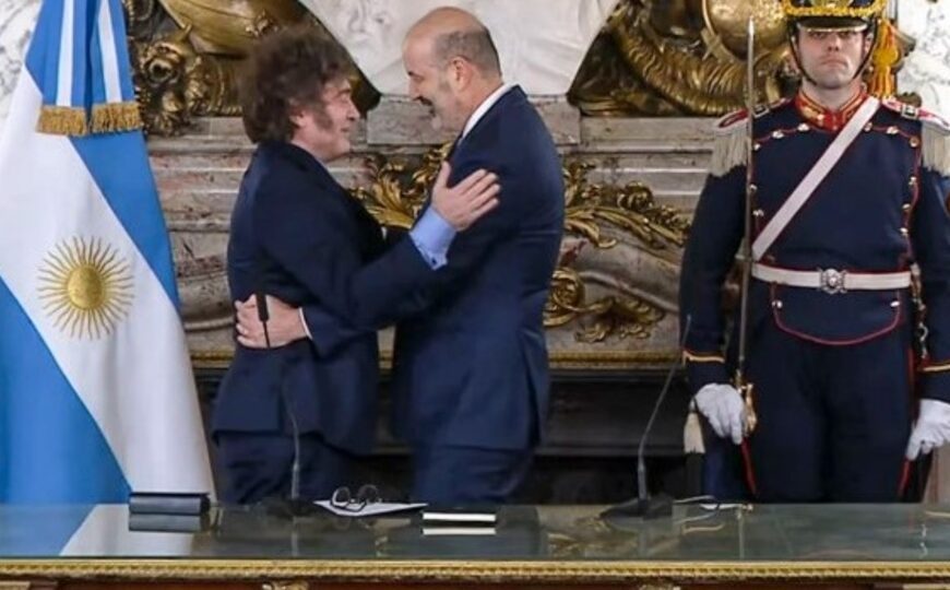 La motosierra de Sturzenegger se queda sin nafta para desguazar el Estado | El 8 de julio vencen las facultades delegadas de la Ley Bases