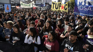 Entre la calle y las ideas que faltan