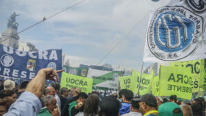 Declararon inconstitucional el DNU antihuelga de Milei |…