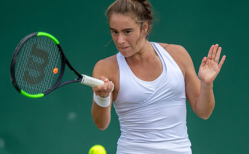 Solana Sierra, de eliminada a segunda ronda en dos horas | La marplatense logró un gran triunfo en su debut en Wimbledon