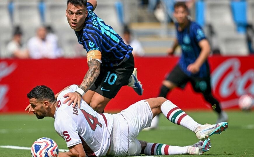 Estalló la interna en Inter: Lautaro Martínez apuntó contra un compañero que se fue de vacaciones | El turco Calhanoglu le respondió desde la playa