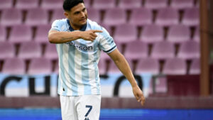 Maxi Salas se despidió de Racing y enfila…