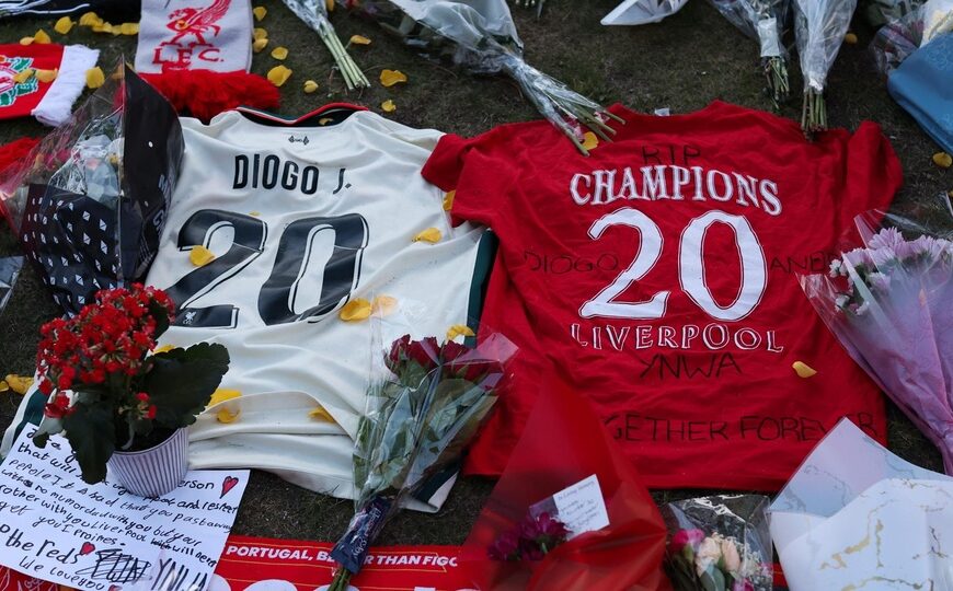El Liverpool retiró el número 20 del fallecido delantero Diogo Jota   | Homenaje al futbolista