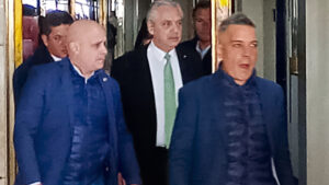 El expresidente se desligó del caso y pidió…