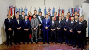 Vientos huracanados que llegan de las provincias |…