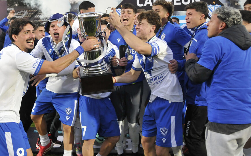 Vélez Sarsfield salió campeón de la Copa Proyección 2025 | Superó 3-1 a San Lorenzo en Vicente López
